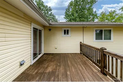 111 Park Charles Boulevard, Saint Peters, MO 63376 - Photo 21