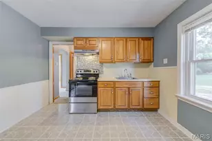 2121 Elm St, Saint Charles, MO 63301 - Photo 9