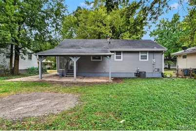 8513 Steve Avenue, Hazelwood, MO 63042 - Photo 23