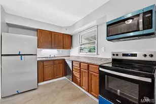 8513 Steve Ave, Hazelwood, MO 63042 - Photo 29