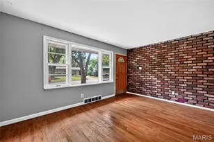 8513 Steve Ave, Hazelwood, MO 63042 - Photo 25