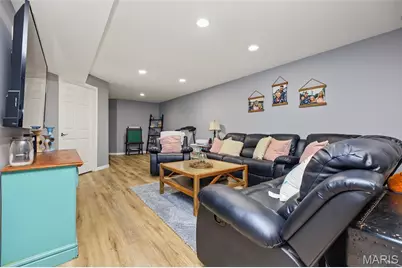 112 Lawrence Drive, Byrnes Mill, MO 63051 - Photo 21