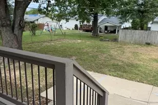 207 Capri Dr, O'Fallon, MO 63366 - Photo 23