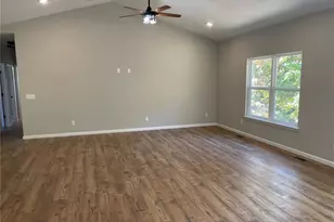 131 Prairie View Dr, Troy, MO 63379 - Photo 13