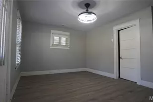 5464 Helen Ave, Saint Louis, MO 63136 - Photo 5