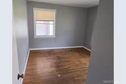 2835 Darwin Court, Bel-Nor, MO 63121 - Photo 9