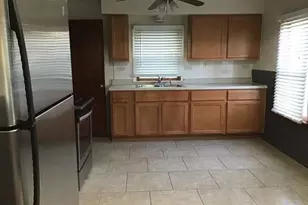 9767 Lilac Dr, Riverview, MO 63137 - Photo 3