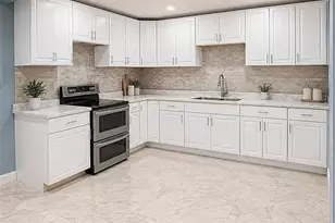 8109 Cler Ave, Bel-Ridge, MO 63114 - Photo 3