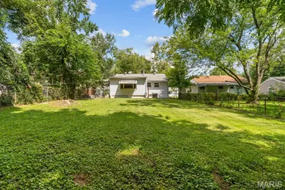 416 Lanark Road, Saint Louis, MO 63137 - Photo 5