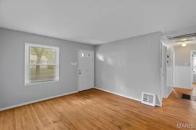 416 Lanark Road, Saint Louis, MO 63137 - Photo 11