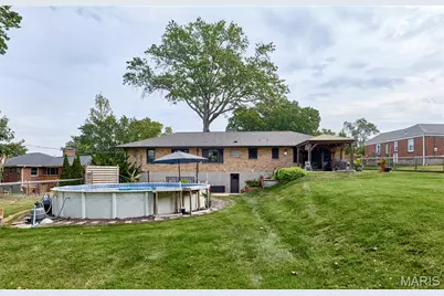 4518 Bellewood Drive, Saint Louis, MO 63125 - Photo 7