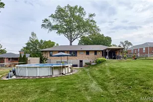 4518 Bellewood Dr, Saint Louis, MO 63125 - Photo 7
