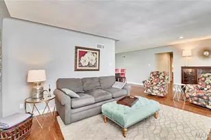 4518 Bellewood Dr, Saint Louis, MO 63125 - Photo 11