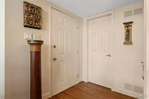 29 Country Club Terrace, Glendale, MO 63122 - Photo 5
