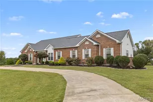 104 Wolf Trail Ct, Defiance, MO 63341 - Photo 3