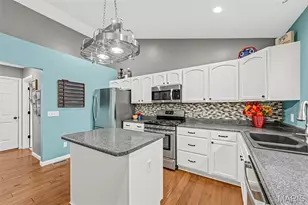 1840 Autumn Trail, Wentzville, MO 63385 - Photo 9