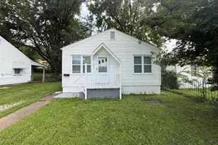 2326 Chambers Rd, Saint Louis, MO 63136 - Photo 1