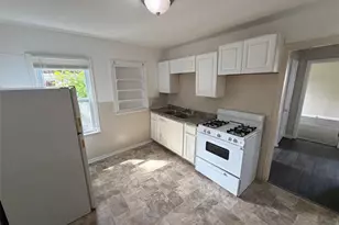 2326 Chambers Rd, Saint Louis, MO 63136 - Photo 5