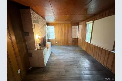 2326 Chambers Road, Saint Louis, MO 63136 - Photo 9