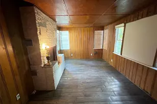 2326 Chambers Rd, Saint Louis, MO 63136 - Photo 9