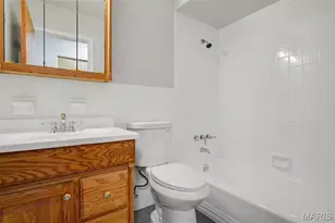 12540 Starspur Ln, Saint Louis, MO 63146 - Photo 19