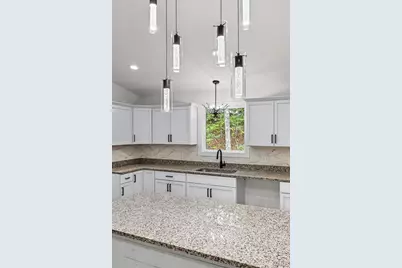 100 S Lake, Hillsboro, MO 63050 - Photo 15