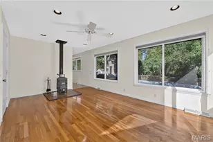10706 Vorhof Dr, Saint Louis, MO 63136 - Photo 17