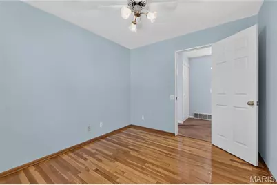 10706 Vorhof Drive, Saint Louis, MO 63136 - Photo 7