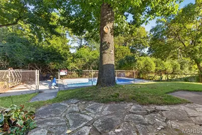 10706 Vorhof Drive, Saint Louis, MO 63136 - Photo 21