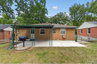 8418 Rosalie Avenue, Brentwood, MO 63144 - Photo 31