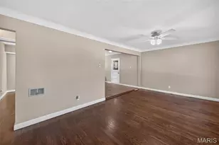 728 Pine St, Saint Charles, MO 63301 - Photo 7
