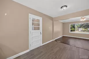 728 Pine St, Saint Charles, MO 63301 - Photo 15