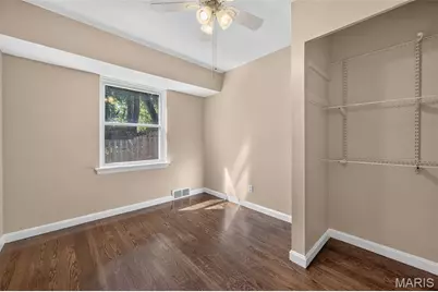 728 Pine Street, Saint Charles, MO 63301 - Photo 21