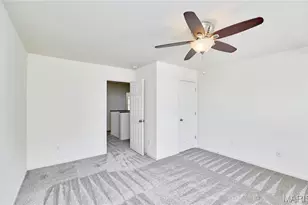 1810 Hyland Green Dr, O'Fallon, MO 63366 - Photo 17
