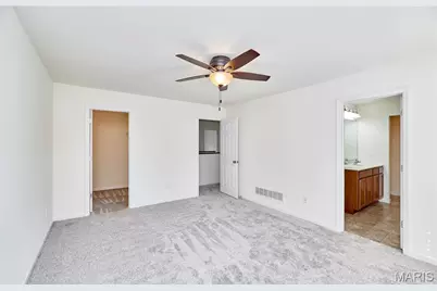 1810 Hyland Green Drive, O'Fallon, MO 63366 - Photo 19