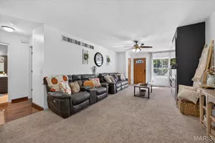 43 Lansing Ave, Maryland Heights, MO 63043 - Photo 5
