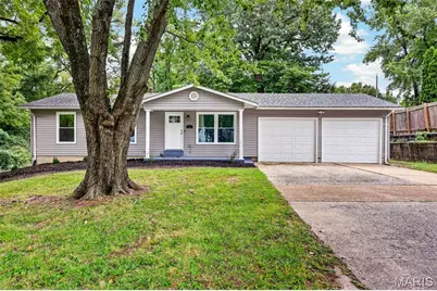 11 Highland Drive, Saint Charles, MO 63303 - Photo 1