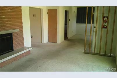 42 Harneywold Drive, Saint Louis, MO 63136 - Photo 7