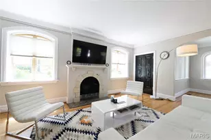 8045 Watkins, Saint Louis, MO 63105 - Photo 5