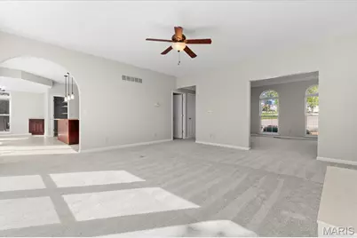 16 Regatta Bay Court, Lake Saint Louis, MO 63367 - Photo 9