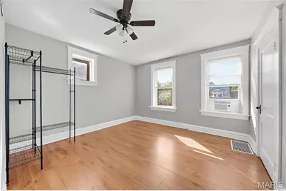 3422 S Compton Avenue, Saint Louis, MO 63118 - Photo 5