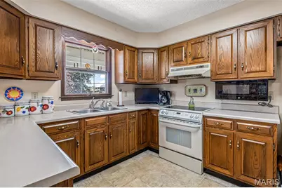 78 Oakwood Drive, Saint Genevieve, MO 63670 - Photo 21