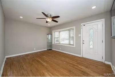4345 Ringer Road, Mehlville, MO 63129 - Photo 7
