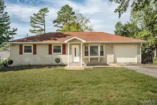 4345 Ringer Rd, Mehlville, MO 63129 - Photo 1