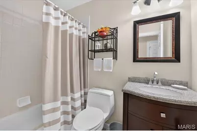 14904 Jockey Club Drive, Chesterfield, MO 63017 - Photo 25
