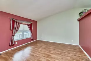 1270 Poseidon Ct, Saint Peters, MO 63376 - Photo 5