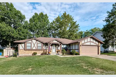 885 San Sebastian Drive, Fenton, MO 63026 - Photo 1