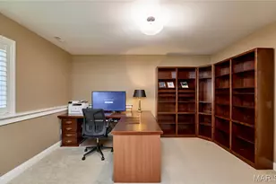 1970 Chesterfield Ridge Cir, Chesterfield, MO 63017 - Photo 49