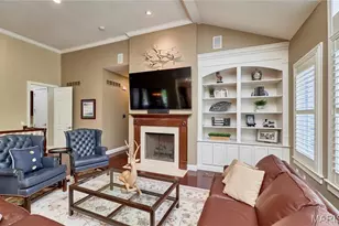 1970 Chesterfield Ridge Cir, Chesterfield, MO 63017 - Photo 23