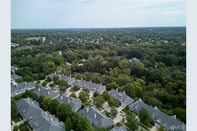 1970 Chesterfield Ridge Circle, Chesterfield, MO 63017 - Photo 9